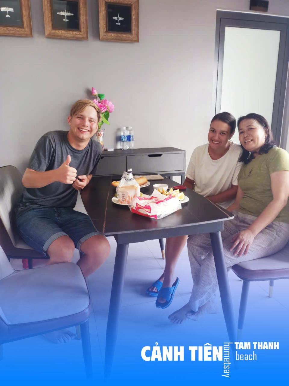 Canh Tien Homestay Tam Thanh Beach ตามกี่ ภายนอก รูปภาพ