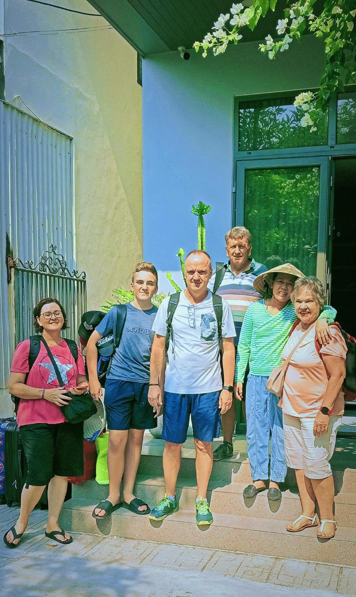 Canh Tien Homestay Tam Thanh Beach ตามกี่ ภายนอก รูปภาพ