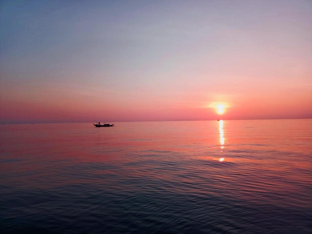 Canh Tien Homestay Tam Thanh Beach ตามกี่ ภายนอก รูปภาพ